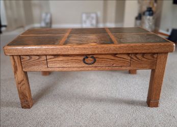 Coffee table with 2 end tables