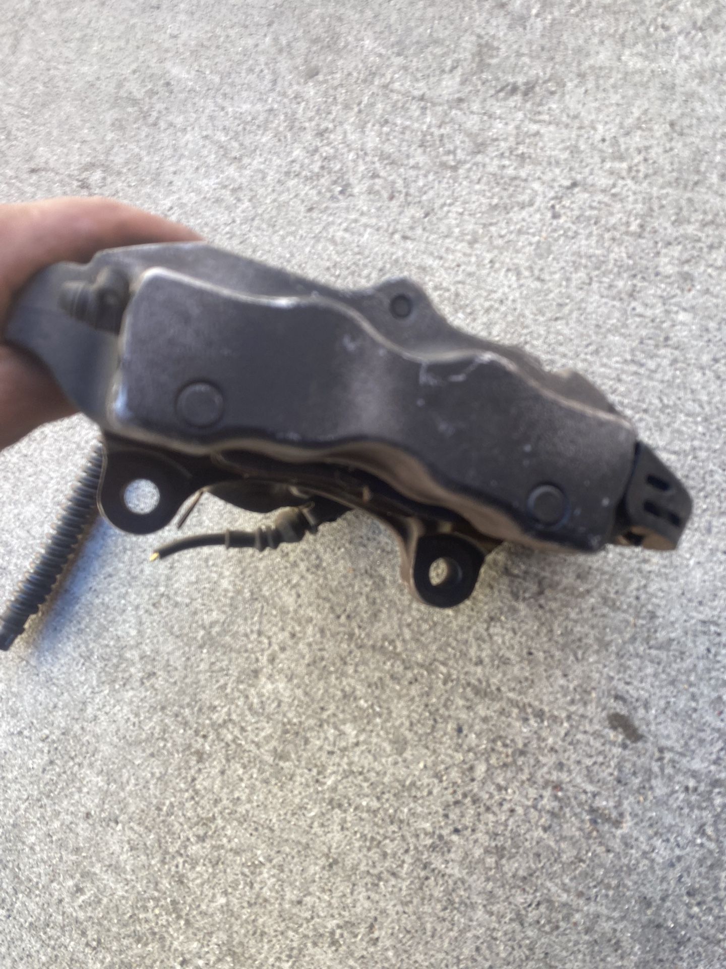 Brembo 4 Piston Calipers (2)