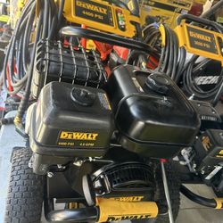 Pressure Washer Dewalt 4400