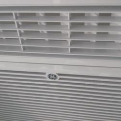 GE 240000 Btu Wall Mounted Ac Unit