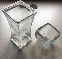 Glass Vases 9 Pieces for flowers, weddings, parties and events Thumbnail