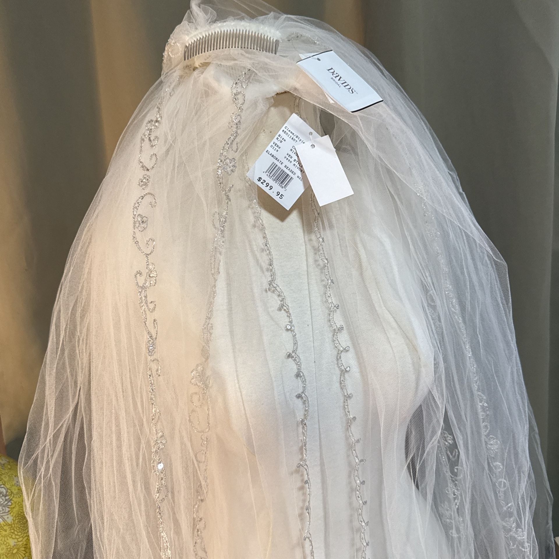 Wedding Veils Brand New
