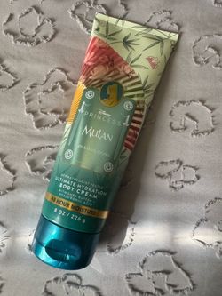 Bbw  x disney mulan body cream