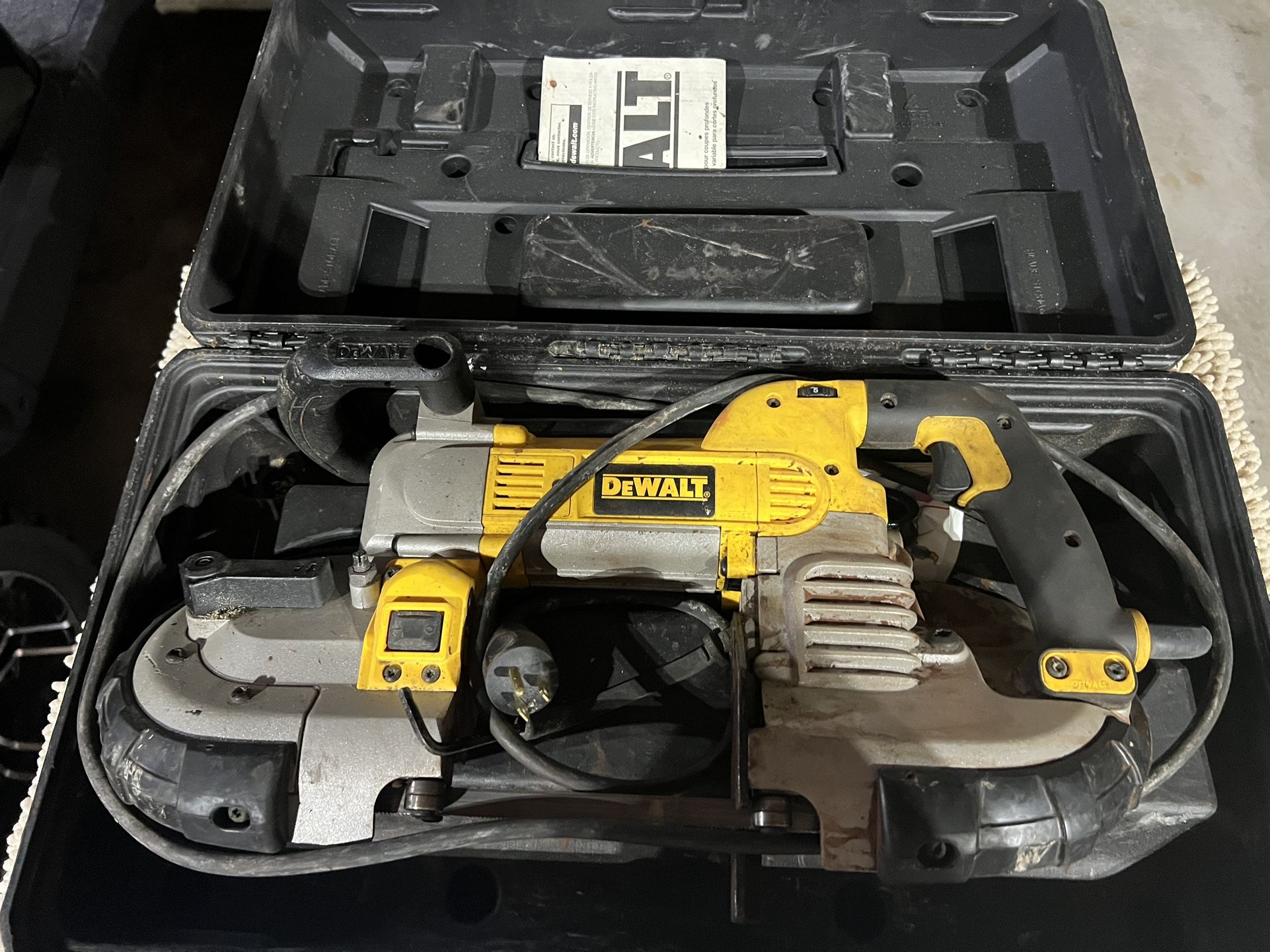 Deep Cut Band Saw Electric