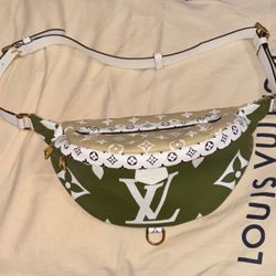 LOUIS VUITTON BUMBAG