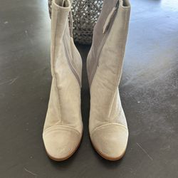 Velvet White Boots