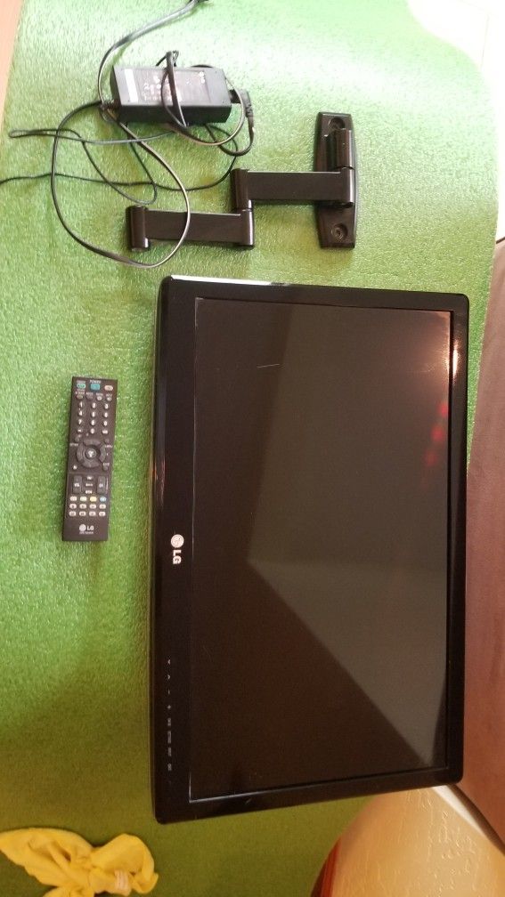 LG 23 INCH TV