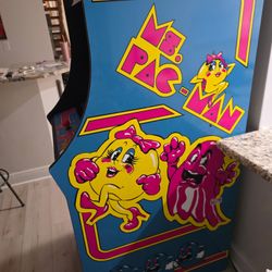 Pac-Man Arcade Machine