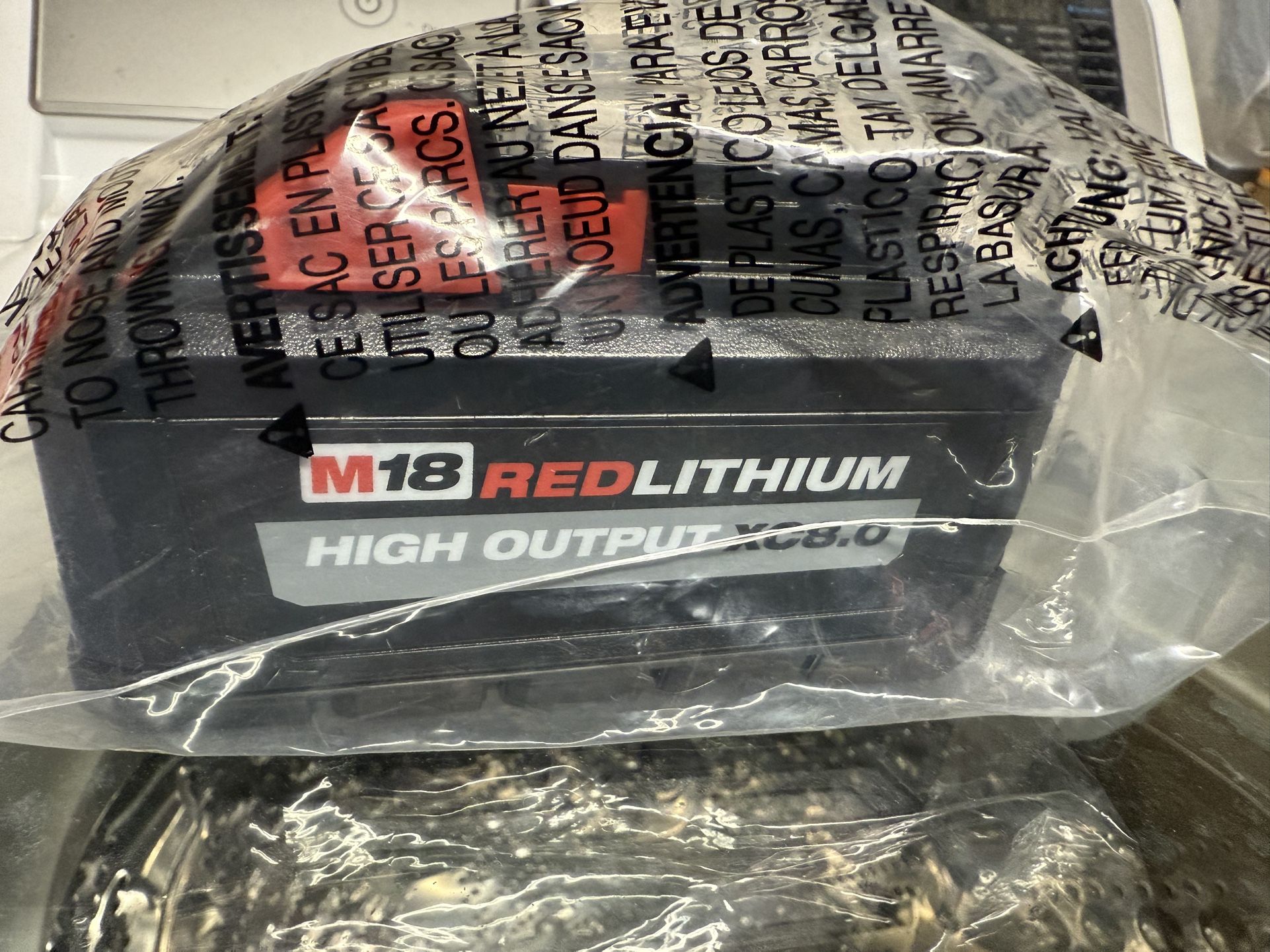 MilWaukee Battery 18 Volt(new)