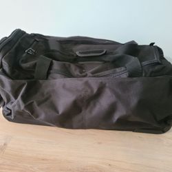 Suitcase Luggage Uncle Mike's 53451 Roll Out Bag, Rolling Luggage, Soft-Sided Rolling Duffel Bag with Wheels