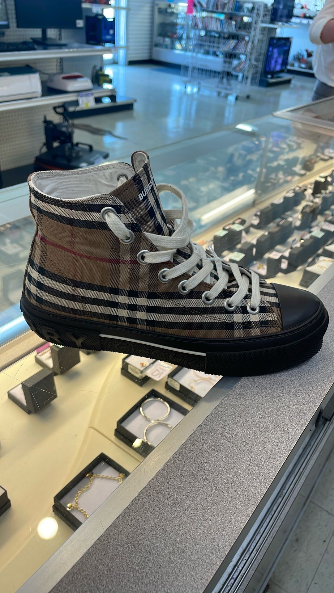 Burberry Shoes