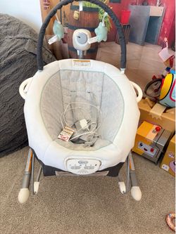 Graco 2 in 1 swing and rocker