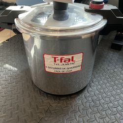 22 qt T Fal Pressure Canner and Cooker 