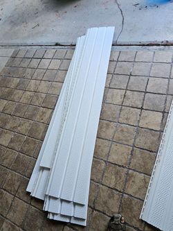 White Vented Vinyl Soffit