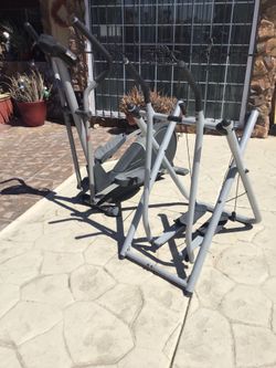 👉🏽 2 Exercise Machines! $50 for boths together or $30 each.