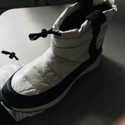 Guess Plastic High Boots