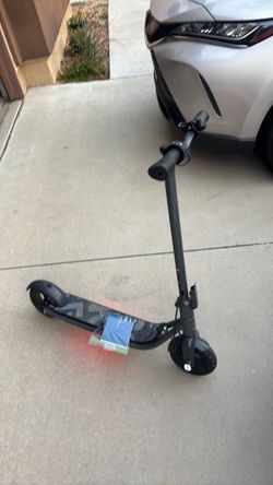 Jetson Loomis Electric Scooter