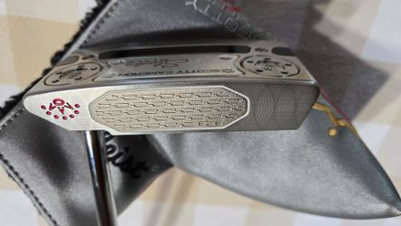 Scotty Cameron Putter Studio Style  Square back   34"