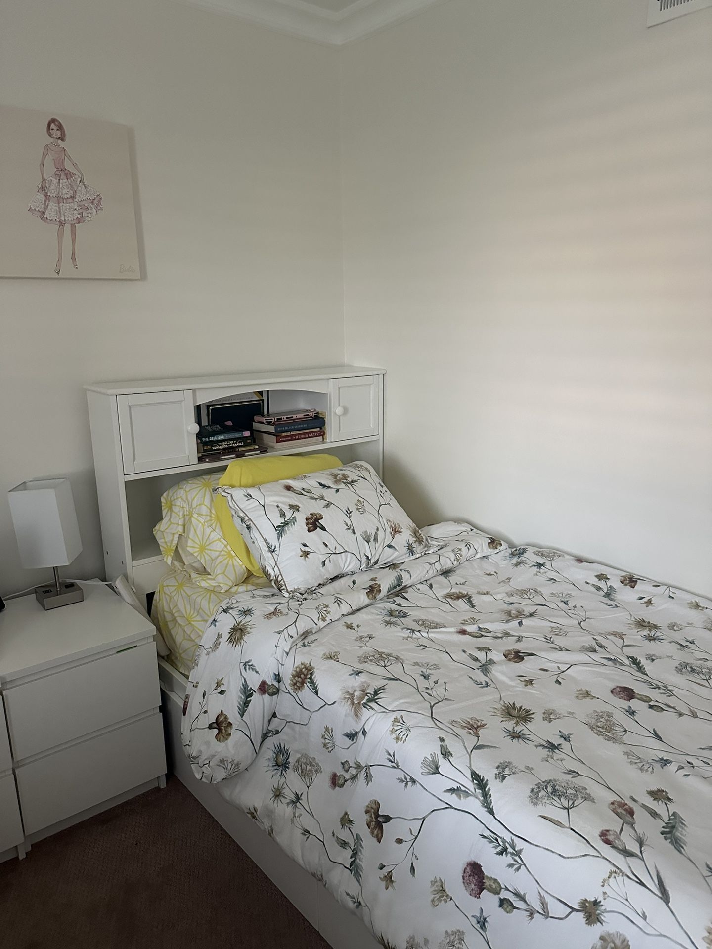 Bed + mattress with nightstand