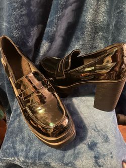 Nice clunky out of shoes