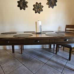 Used Dinning Room Table & Bench