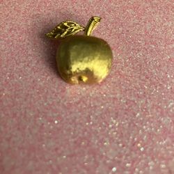 Vintage 1950’s Crown Trifari Apple Brooch