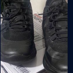 Shoes Nike. Size 5 Youth. Usados Poco