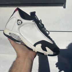 Air Jordan 14 Retro “Black Toes” Size 10.5