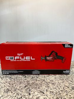 Milwaukee M18 18V cordless hackzall reciprocating saw