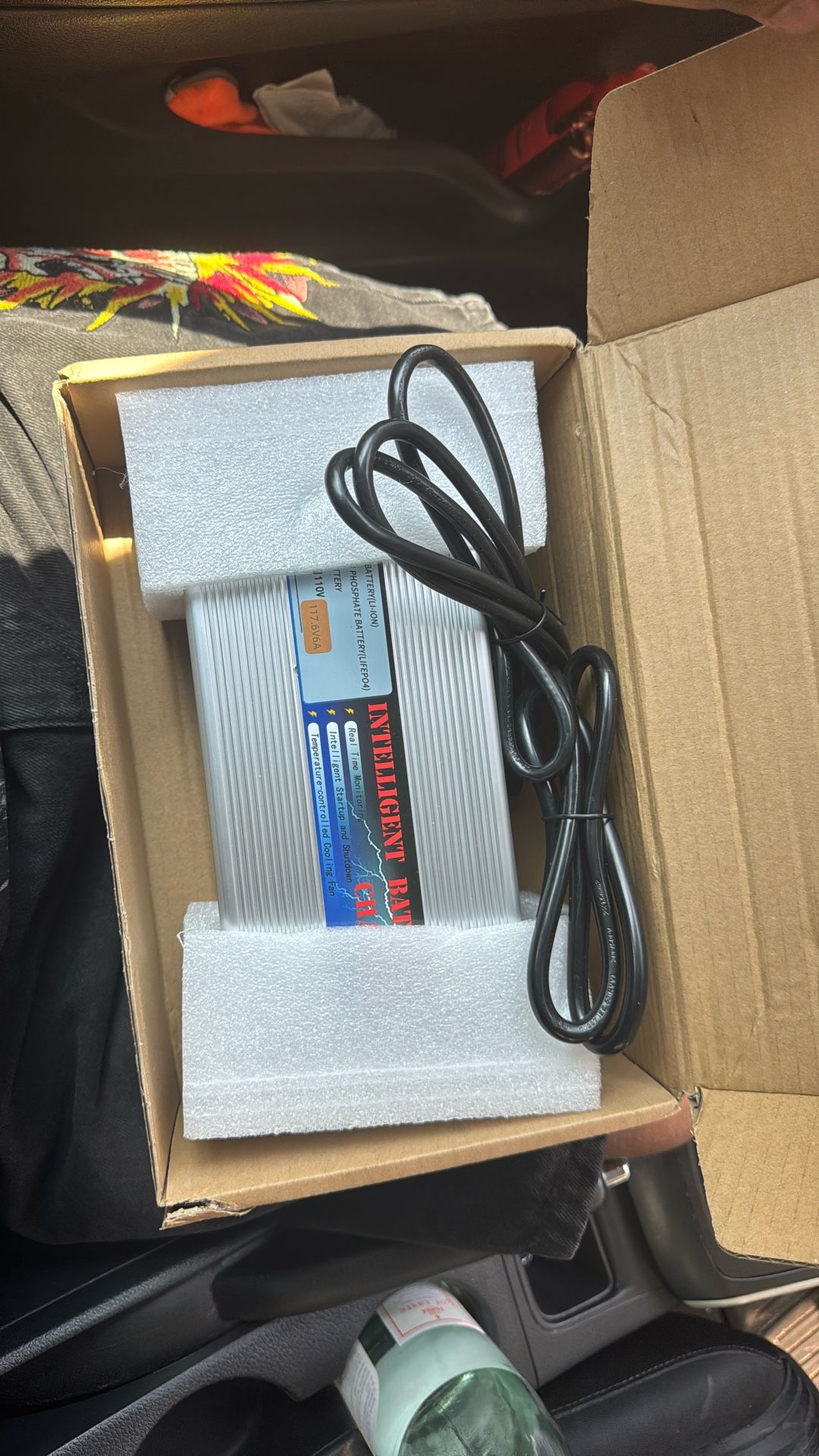 Intelligent Lithium Battery Charger 110V