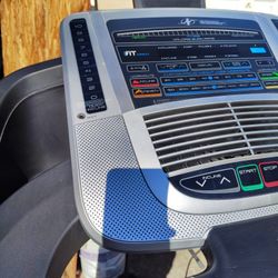 C700 N O R D I C T R A C K 2.75 CHP