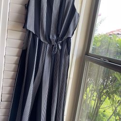 Women’s  Dressy Jumper Size XL (fits Size L) $10