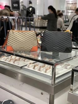 Michael Kors HandBag