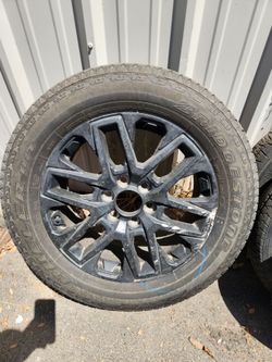 OEM Toyota 20" black alloy wheel
Damaged from curb/impact (see photos)
Sold as-is ONE WHEEL ONLY