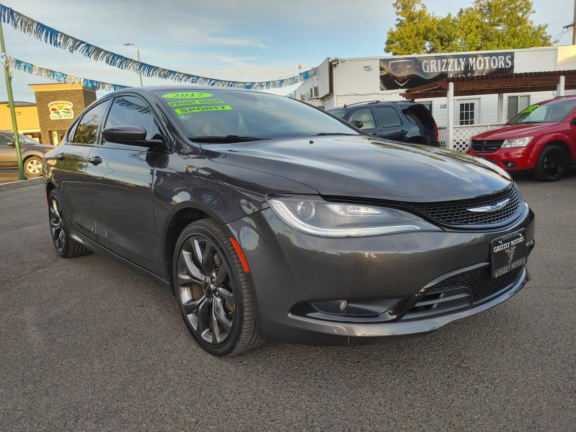2017 Chrysler 200
