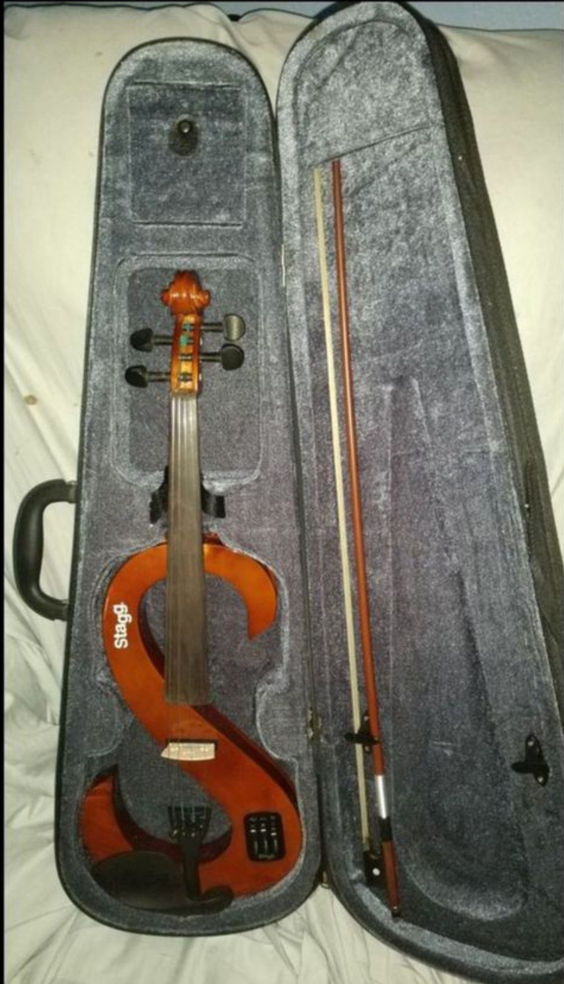 Stagg electric violin