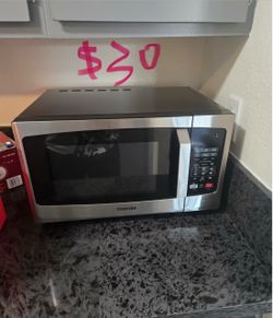 Toshiba Countertop Microwave – $30