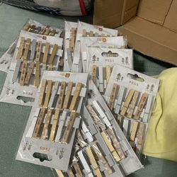 Clothespin picture clips-mini