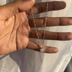 Solid moissanite diamond 