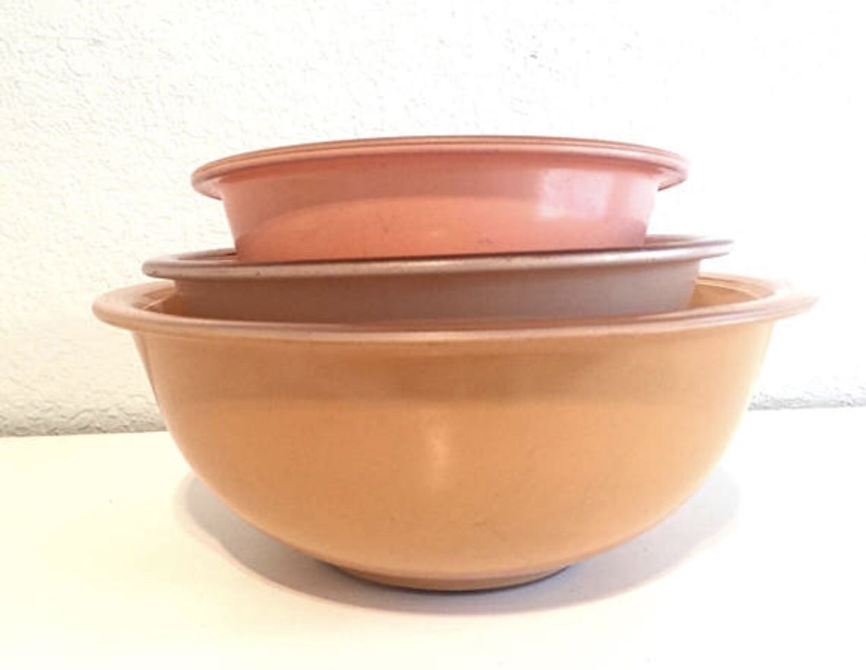 Pyrex pastel nesting bowls set tan, pink vintage