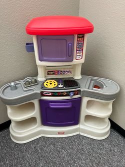 Play Kitchen