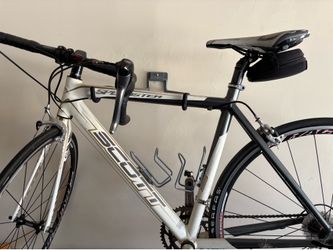 Scott Speedster 52cm Road Bike – Helmet Included