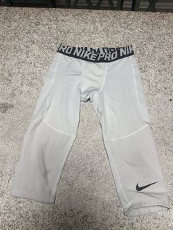 white 3/4 nike compression pants 