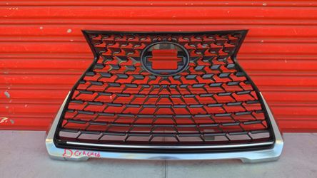 Lexus UX200 Front Grille W/Chrome Trim 2019-2022
