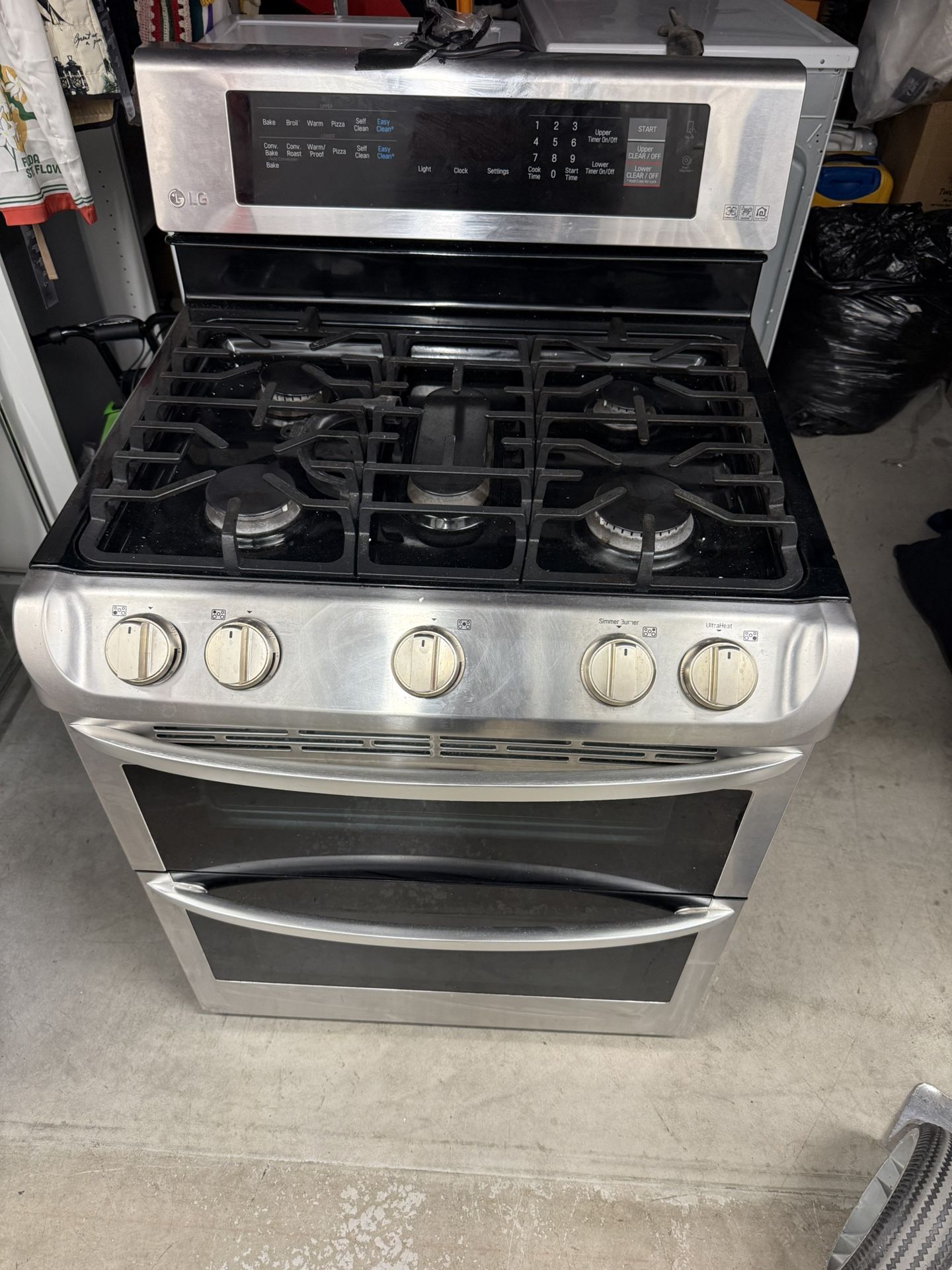 LG Double Oven Gas Stove