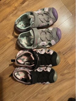 Dream pair sandals - size 13 youth