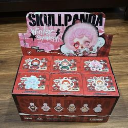 POP MART SKULLPANDA WINTER SYMPHONY PLUSH PENDANT 