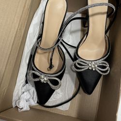 Bow Heels