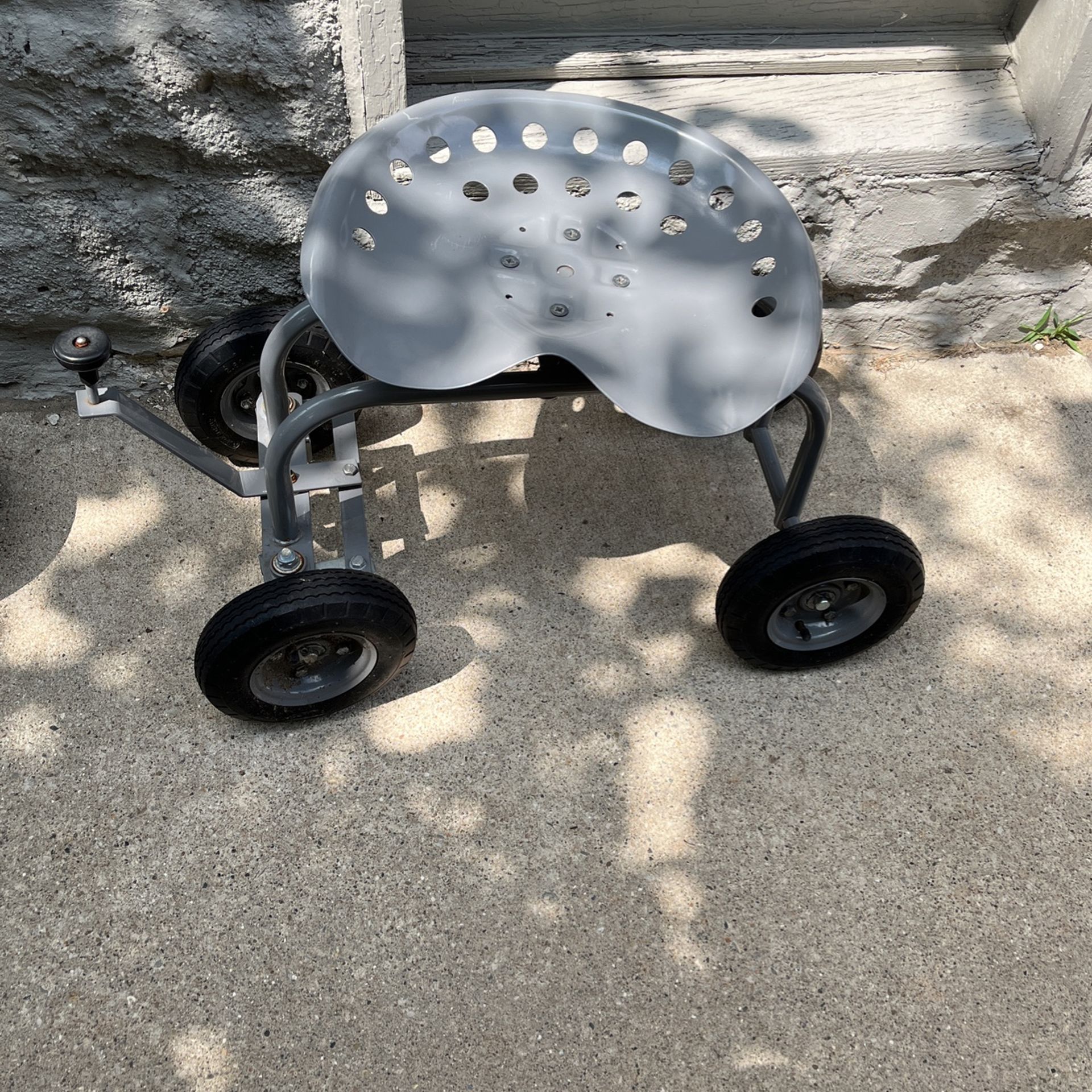 Garden Work Seat On Wheels