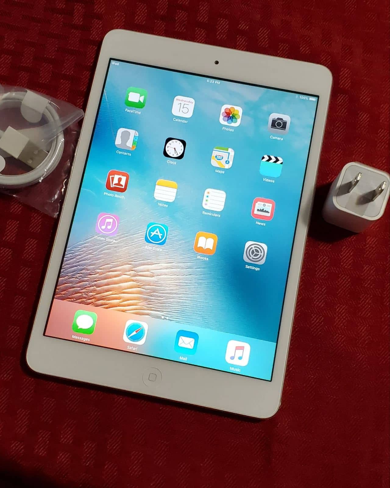 iPad Mini 1 | 1st Generation | Wi-Fi Internet access | 7 inch iPad | Usable with Wi-Fi ONLY